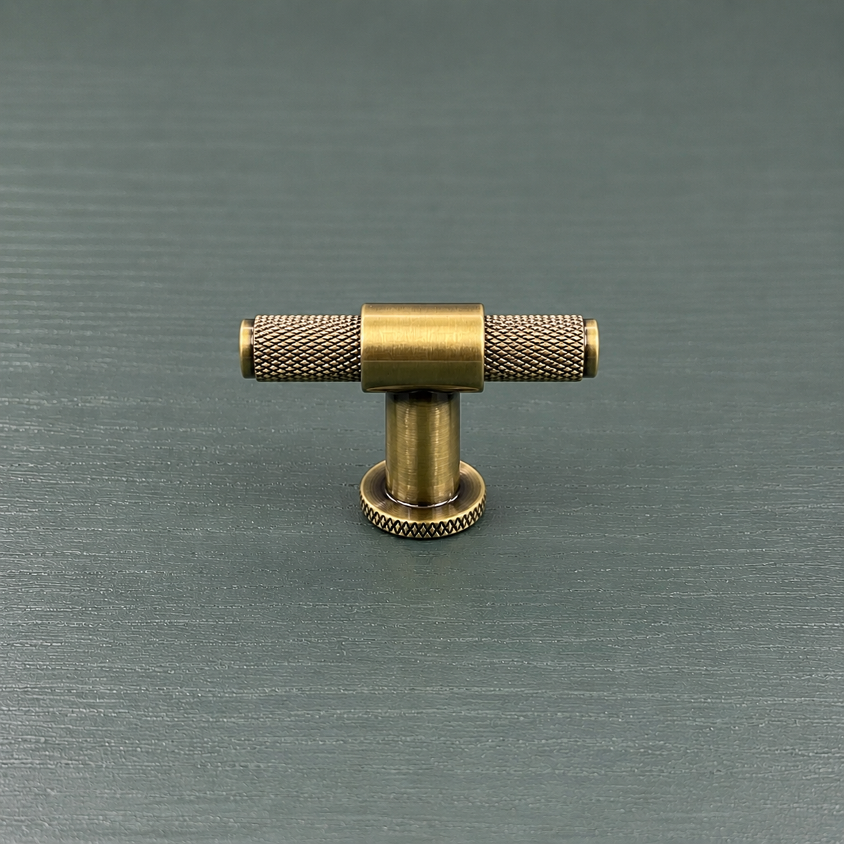 CHELMSFORD, Knurled T-Knob Handle, Centre Fixing