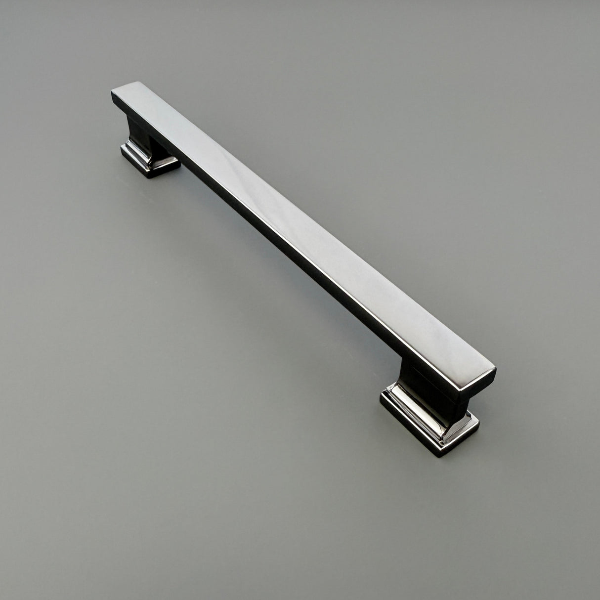 WINDSOR, Bar Handle