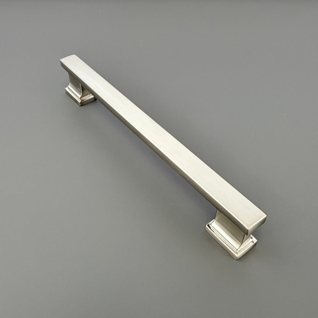 WINDSOR, Bar Handle