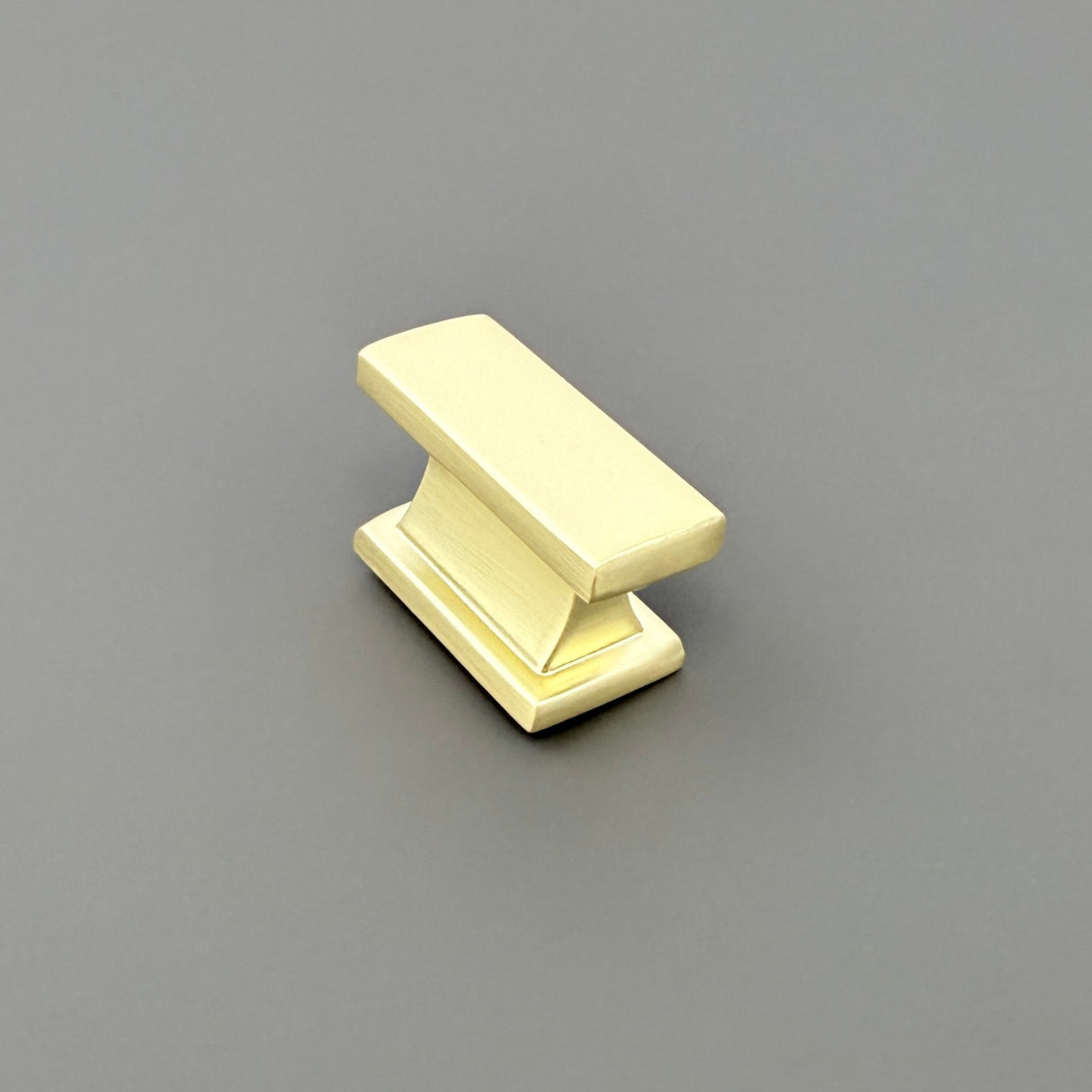 WINDSOR, Knob Handle