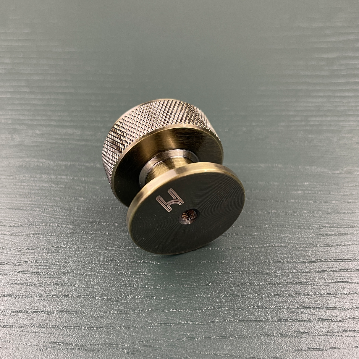 CHELMSFORD, Knurled Knob Handle